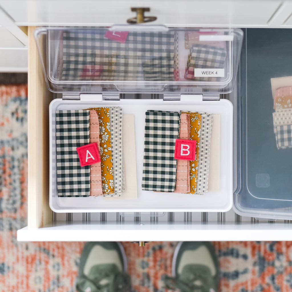 Staying Organized During a QAL – Pen and Paper Patterns